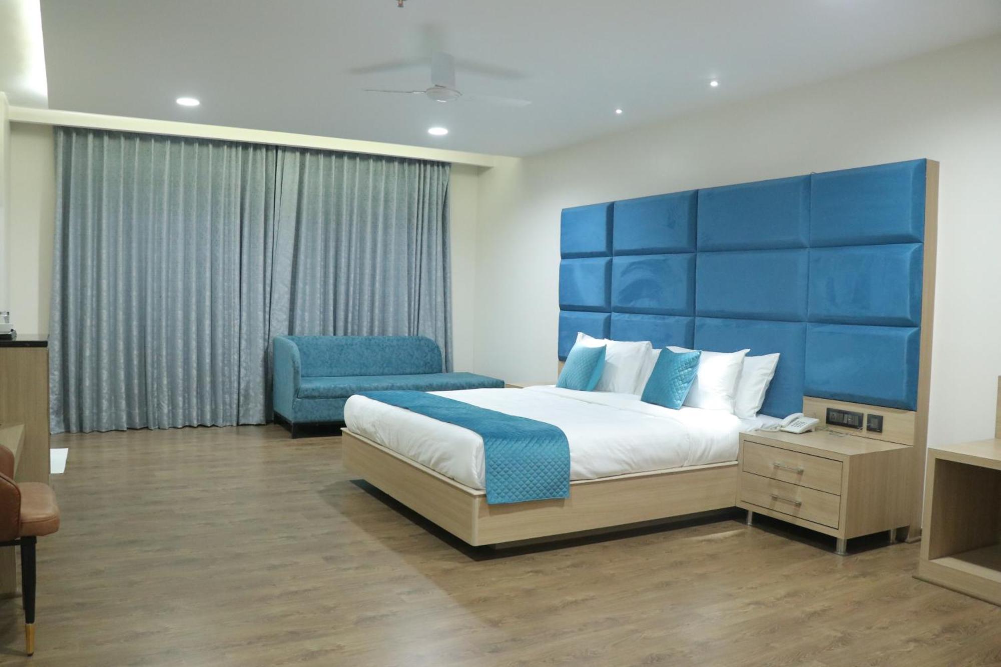 Pt Moolraj Residency Hotel Una  Exterior photo
