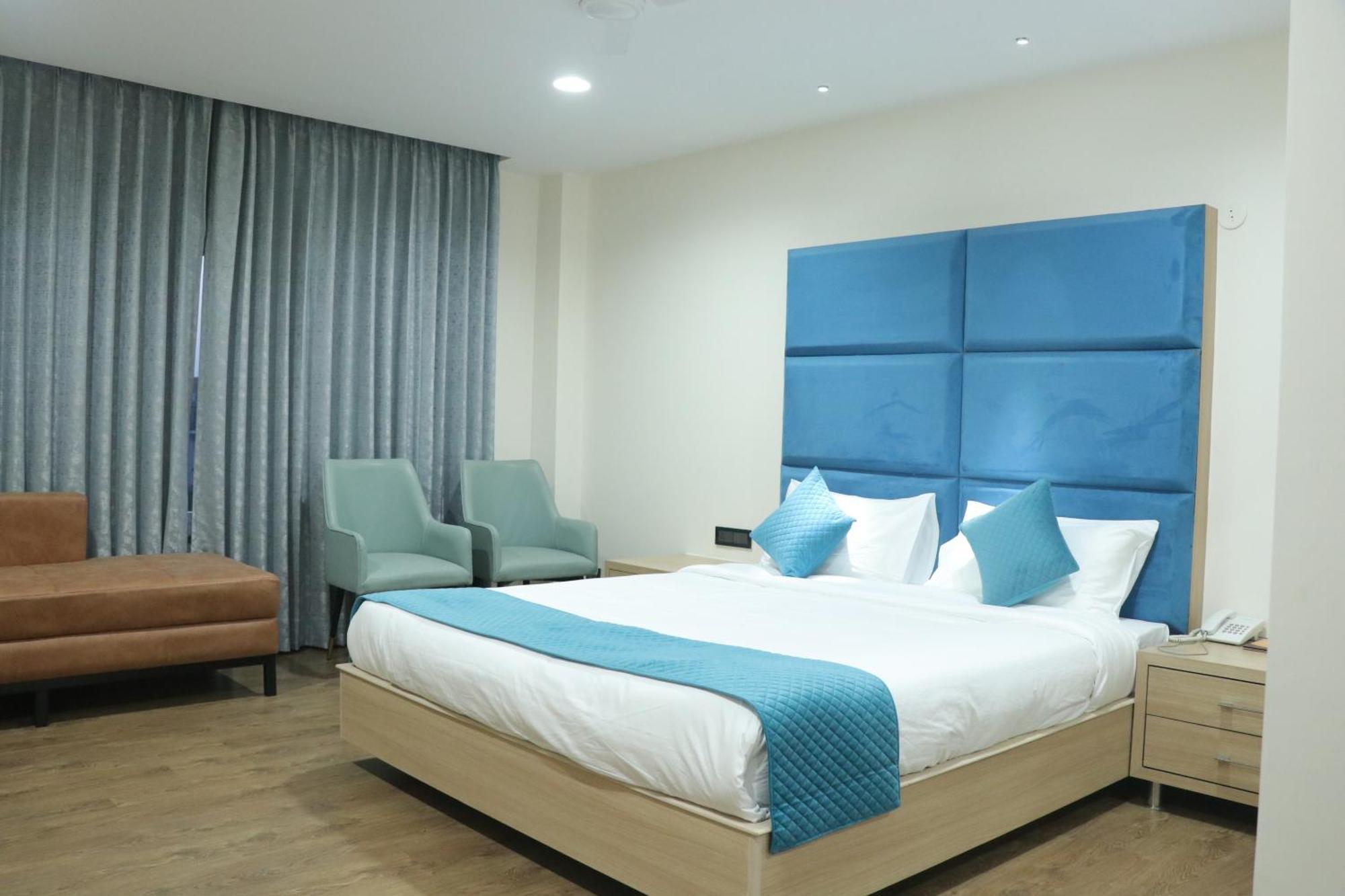 Pt Moolraj Residency Hotel Una  Exterior photo